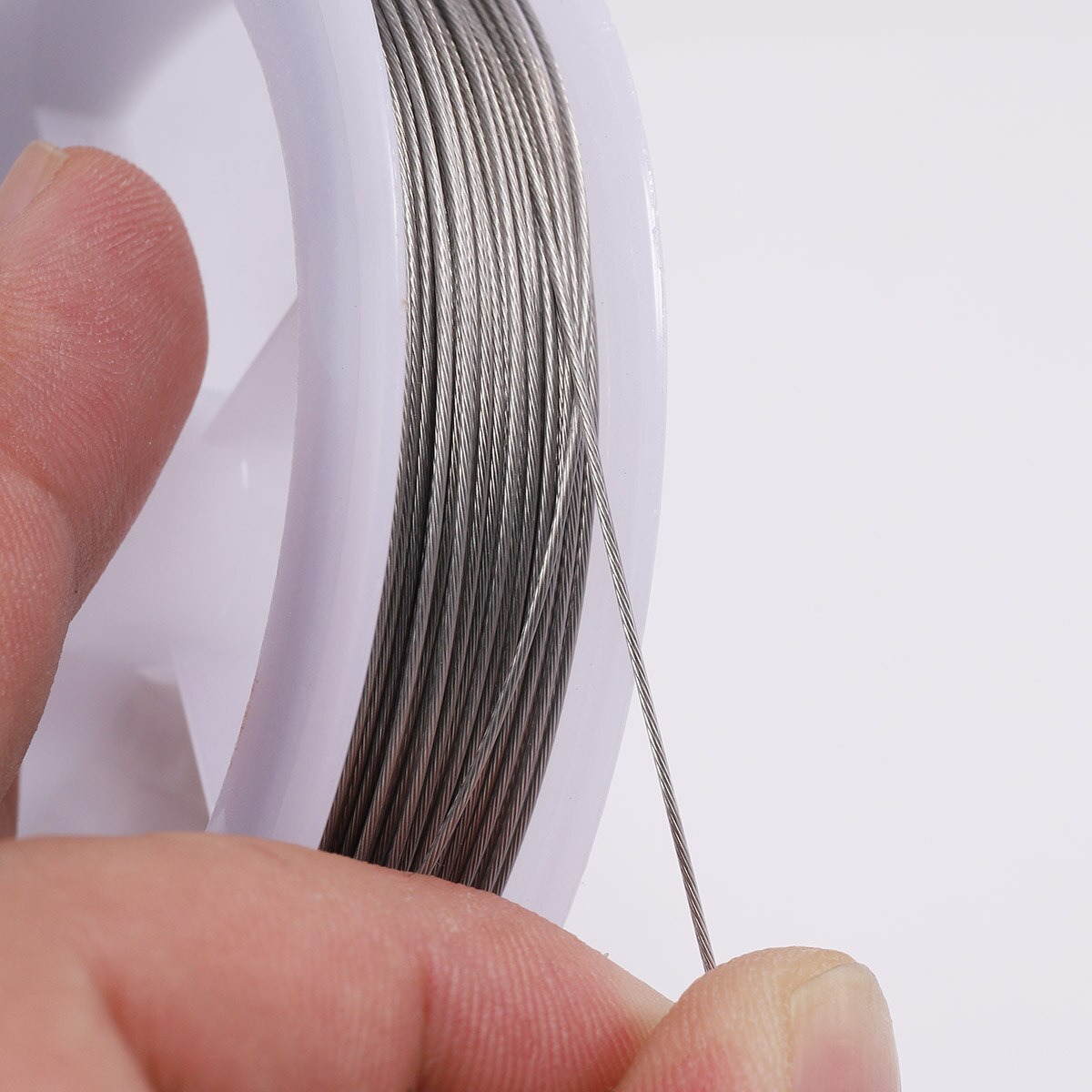 1 rolka/partia 0.3-0.8mm Anti-bite odporne na zużycie silna linia ze stali nierdzewnej Tiger Tail żyłka do nawlekania koralików dla DIY tworzenia biżuterii znalezienie