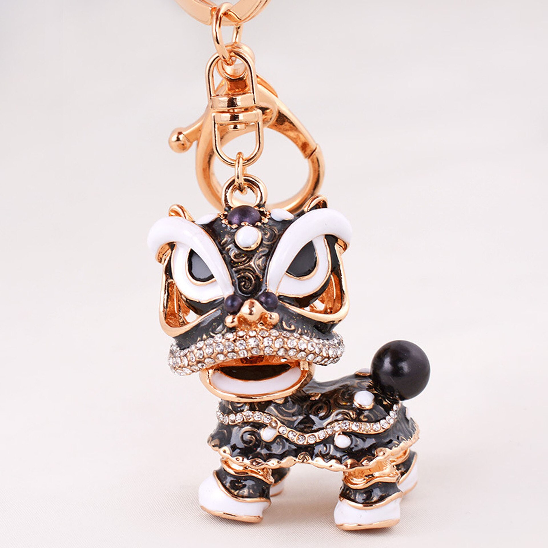 Chinese-style Unicorn Bracelet Charm Lion Dance Alloy Key Ring-Style Retro Suitcase Ornaments Lion Automobile Hanging Ornam: Black And White with Pattern