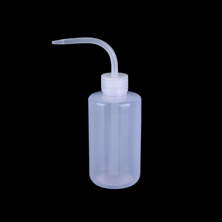 250ML Plastic Laboratory Wash Bottle Elbow Head Squeeze Cleaning Bottles, Transparent School Laboratory Bottle Filling Container