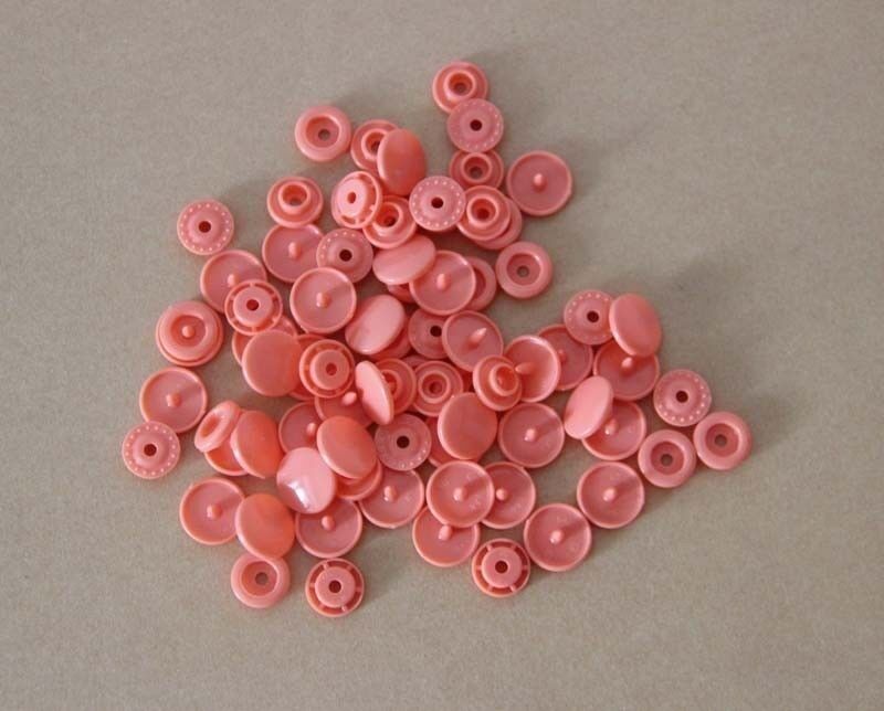 100 sets T3 Round Plastic Snap Buttons Clothes DIY Sewing Accessories Press Button: Watermelon Red
