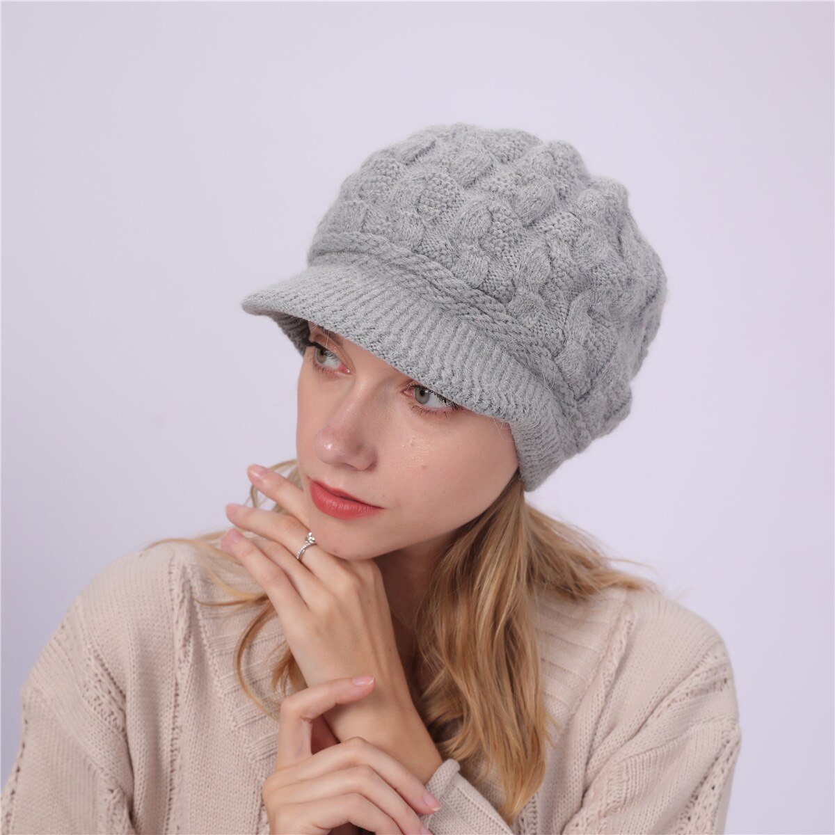 Color sólido más terciopelo lana 8 palabra Twist sombrero Otoño e Invierno de las mujeres de punto Cap