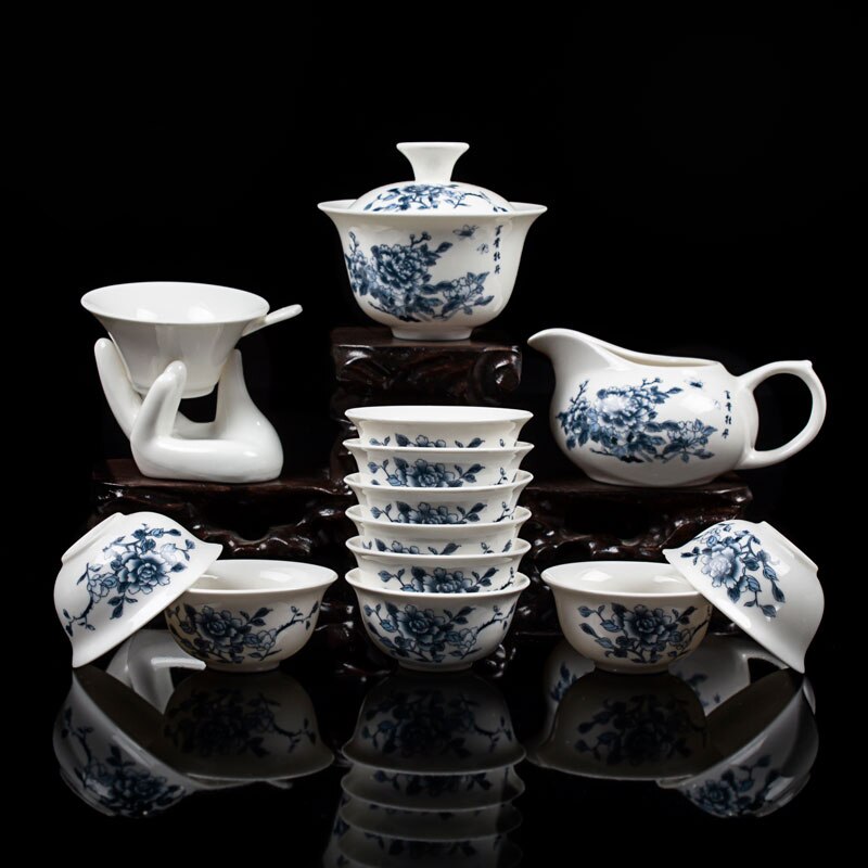 Bone China Ceramic Kung Fu Tea Set Relief Dragon Porcelain 14pcs of Tea Suit with Gaiwan Tea Cups W $