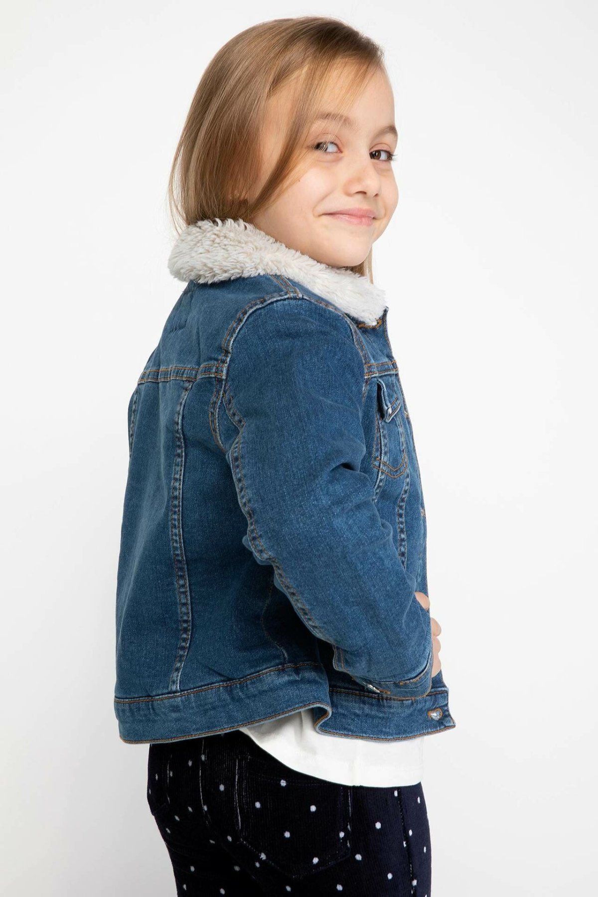 Chaqueta corta de mezclilla de lana con cuello de solapa de azul de hecho para niñas abrigo de Denim con botones otoño-K6484A618WN
