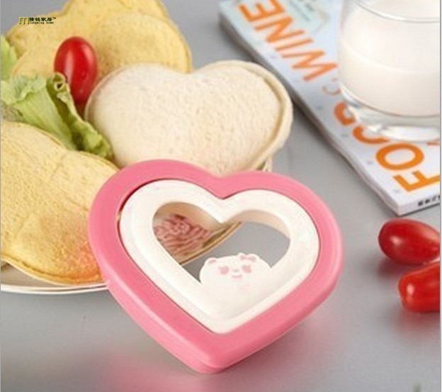 1PC Bread cutter kids Love Heart Shape Toast Cake Mold Cutter Sandwich Maker Mould OK 0425