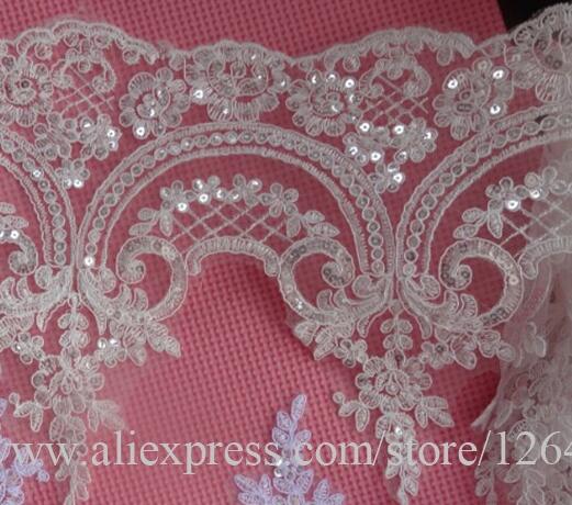 Delicate 9 yards 22 cm pailletten ivoor/witte stof bloem Venise Venetië kant trim applique naaien ambacht voor bruiloft december LW0333: WIT