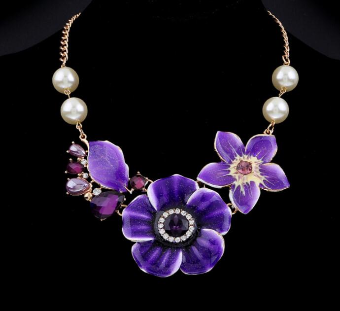 Collier chaîne or pour femmes, fleur, imitation de perle, collier, tissage de luxe, ras du cou, strass, pendentif à couple, collier: xl653-purple