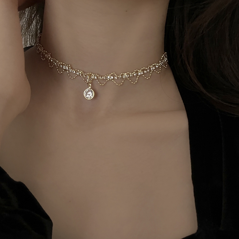 Mengjiqiao 2022 Koreaanse Elegante Delicate Strass Choker Voor Vrouwen Meisjes Mode Metalen Kruis Hanger Ketting Partij Sieraden