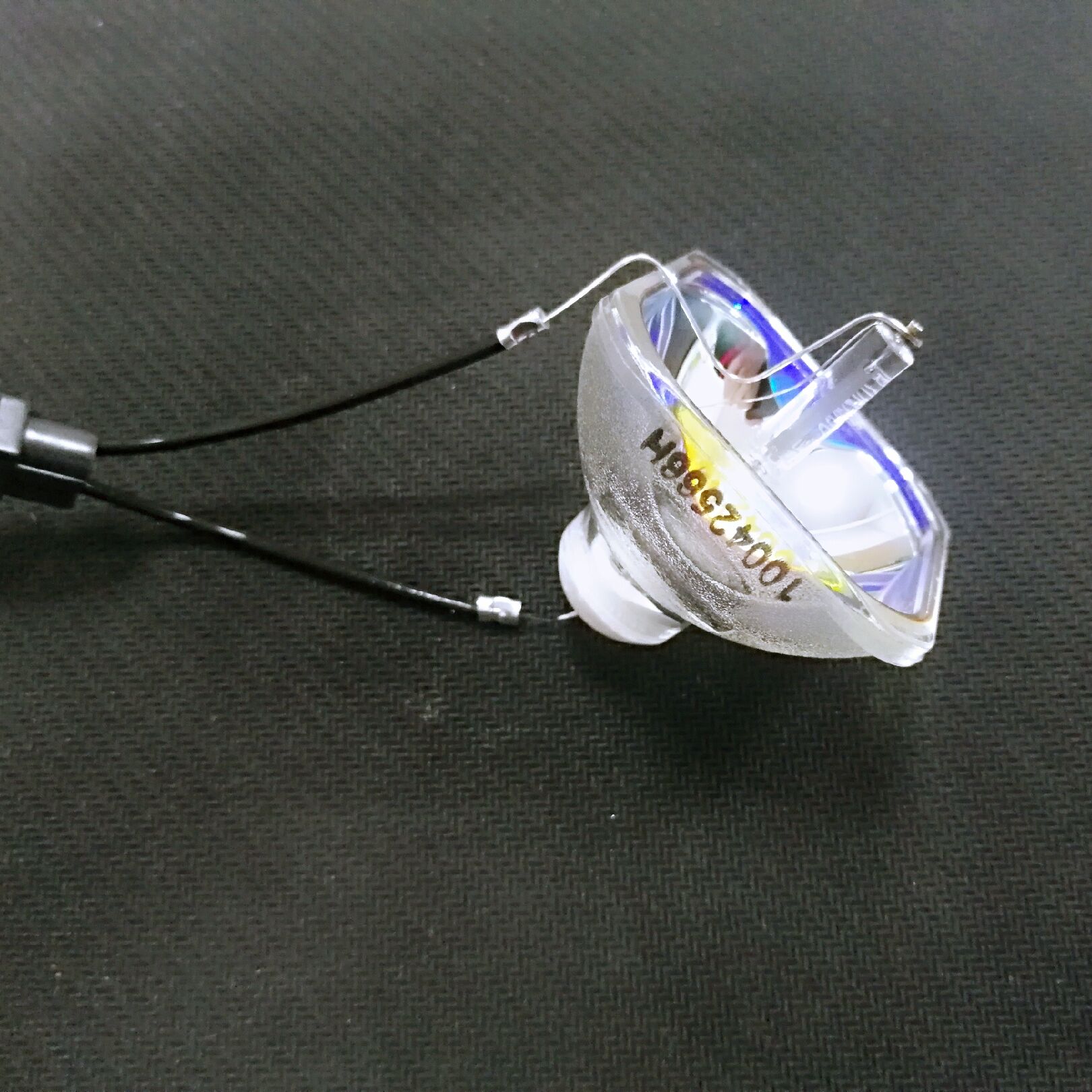 Replacement projector Lamp UHE-230E2-C for ELPLP53 EB-1830 EB-1900 EB-1910 EB-1915 EB-1920W EB-1925W. Projectors