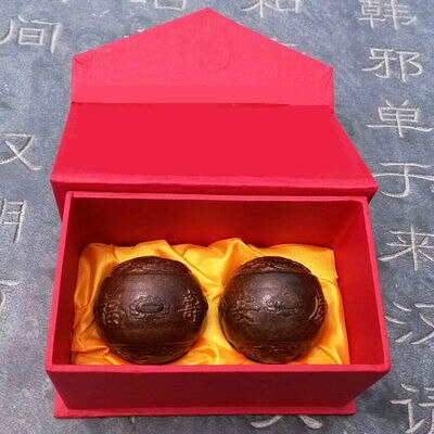 solid walnut fitness ball for elderly hand message balls palm health care hand finger exercise ball: paper box 4