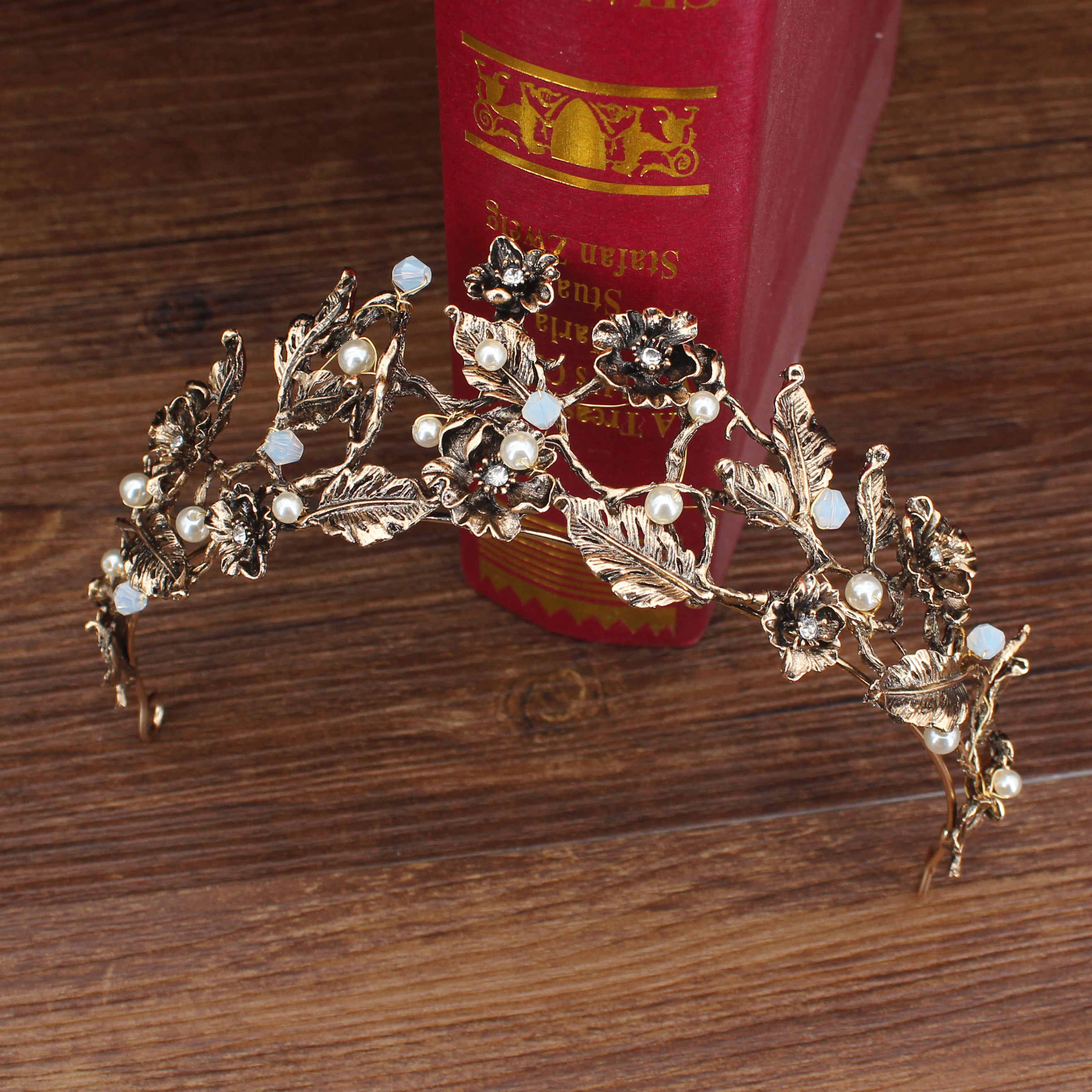 Wedding Bridal Tiara Crown Queen Sposa Oro Rosso di Cristallo Diadem Ornamenti Per Capelli Testa Accessori Dei Monili Delle Donne Pageant Copricapo: Vintage 01