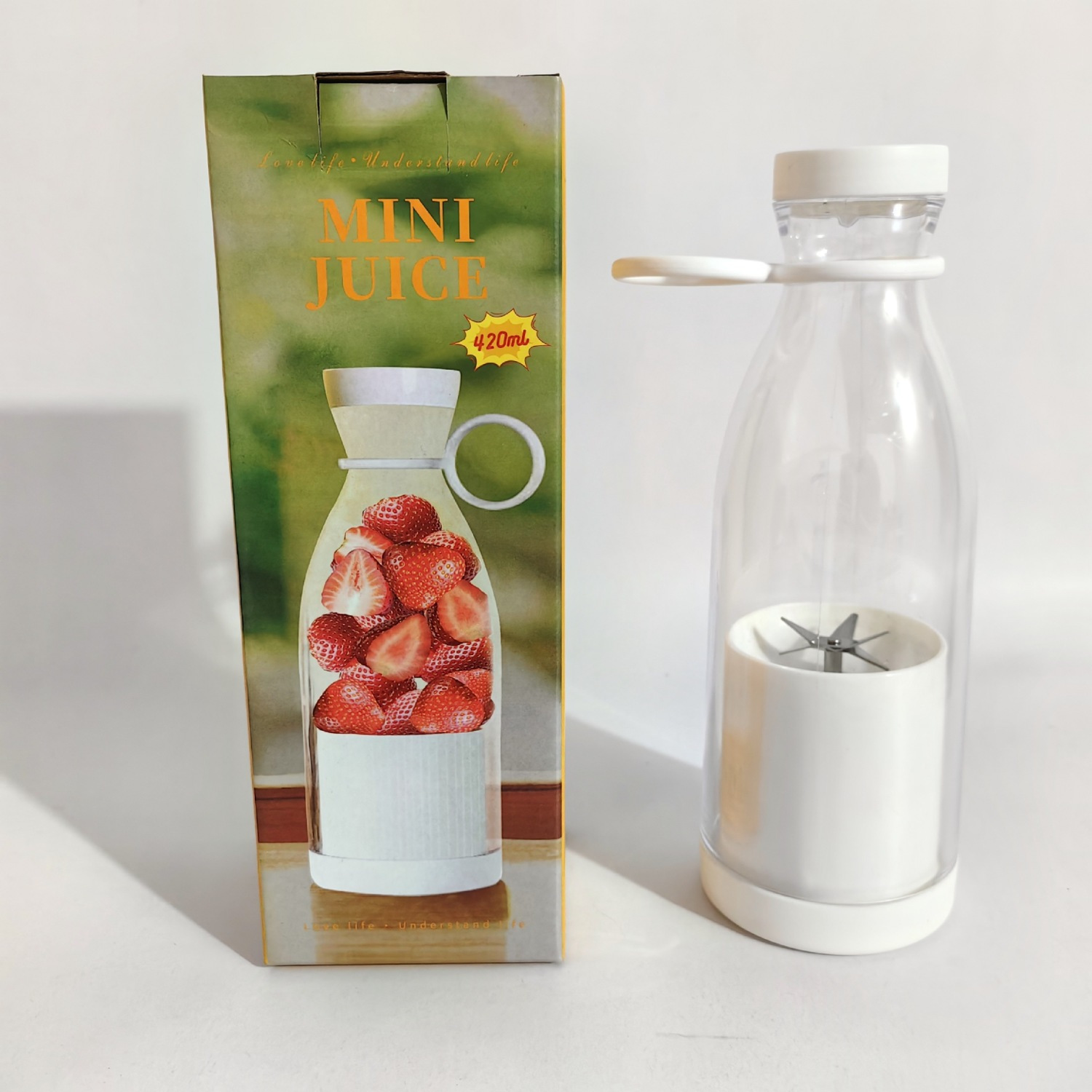 mini vinflaskejuicer 420ml bærbar omrører usb-lader juicer kopp husholdning multifunksjonell elektrisk juicer husholdningsartikkel: Lysegrå