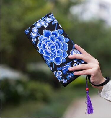 Heißer Preis-förderung Neueste Bestickte Brieftasche Geldbörse handgefertigt Ethnischen Blumen Stickerei Frauen Lange Brieftasche Schild Kupplung Handtasche