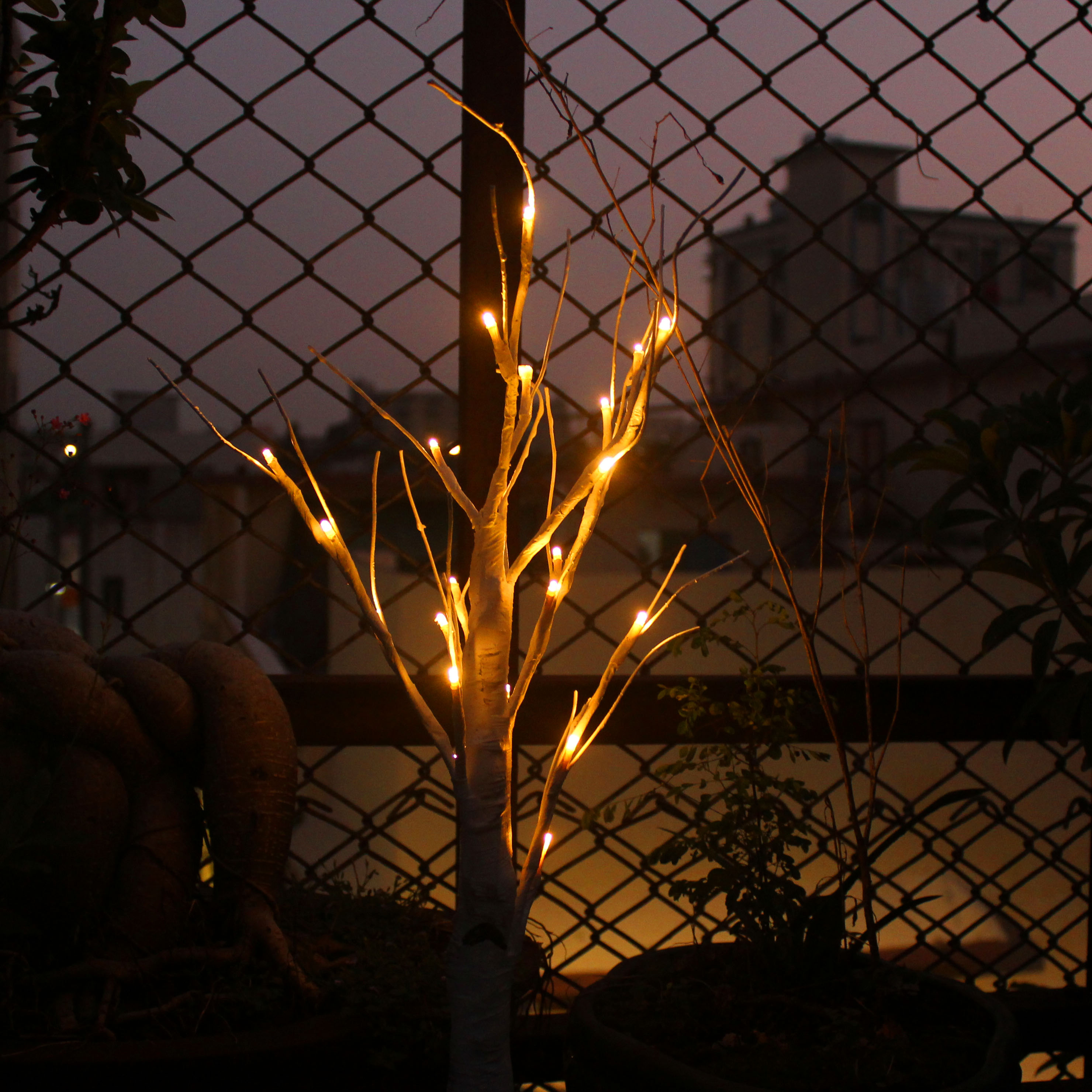 Battery Operated 45cm 60cm LED White Birch Tree night Light Table Light Christmas Wedding Bedroom Decorative Tree Branches Lamps