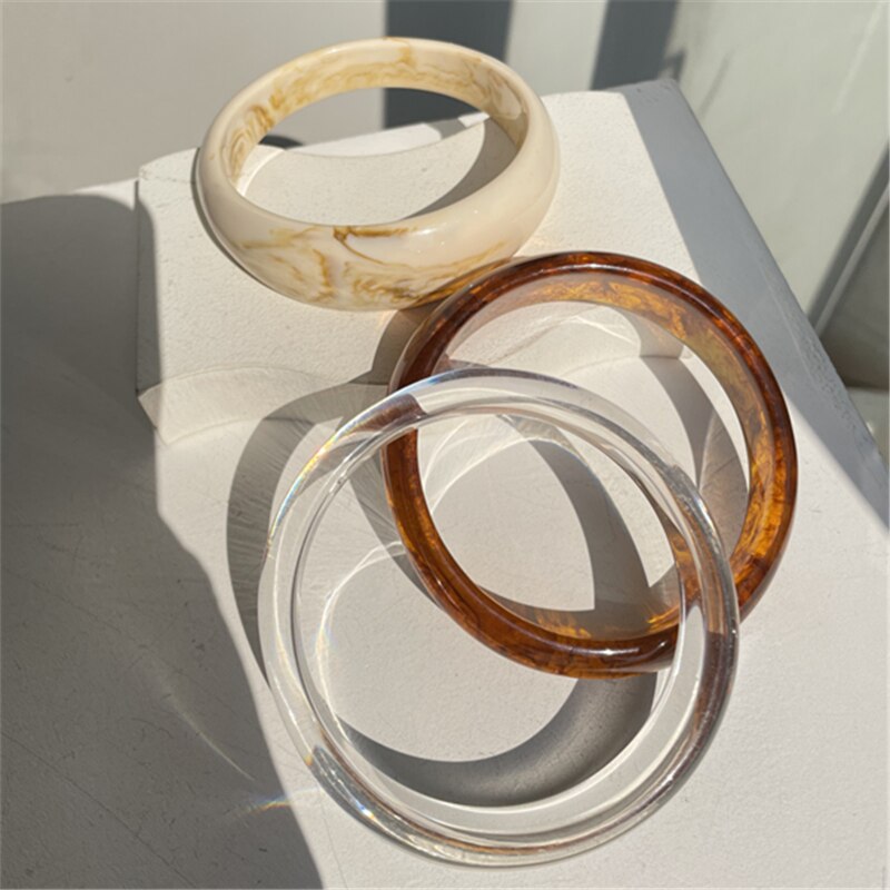 HUANZHI 2021 nuovo braccialetto irregolare rotondo geometrico Vintage in resina acrilica trasparente per regali di gioielli da viaggio per donna ragazza