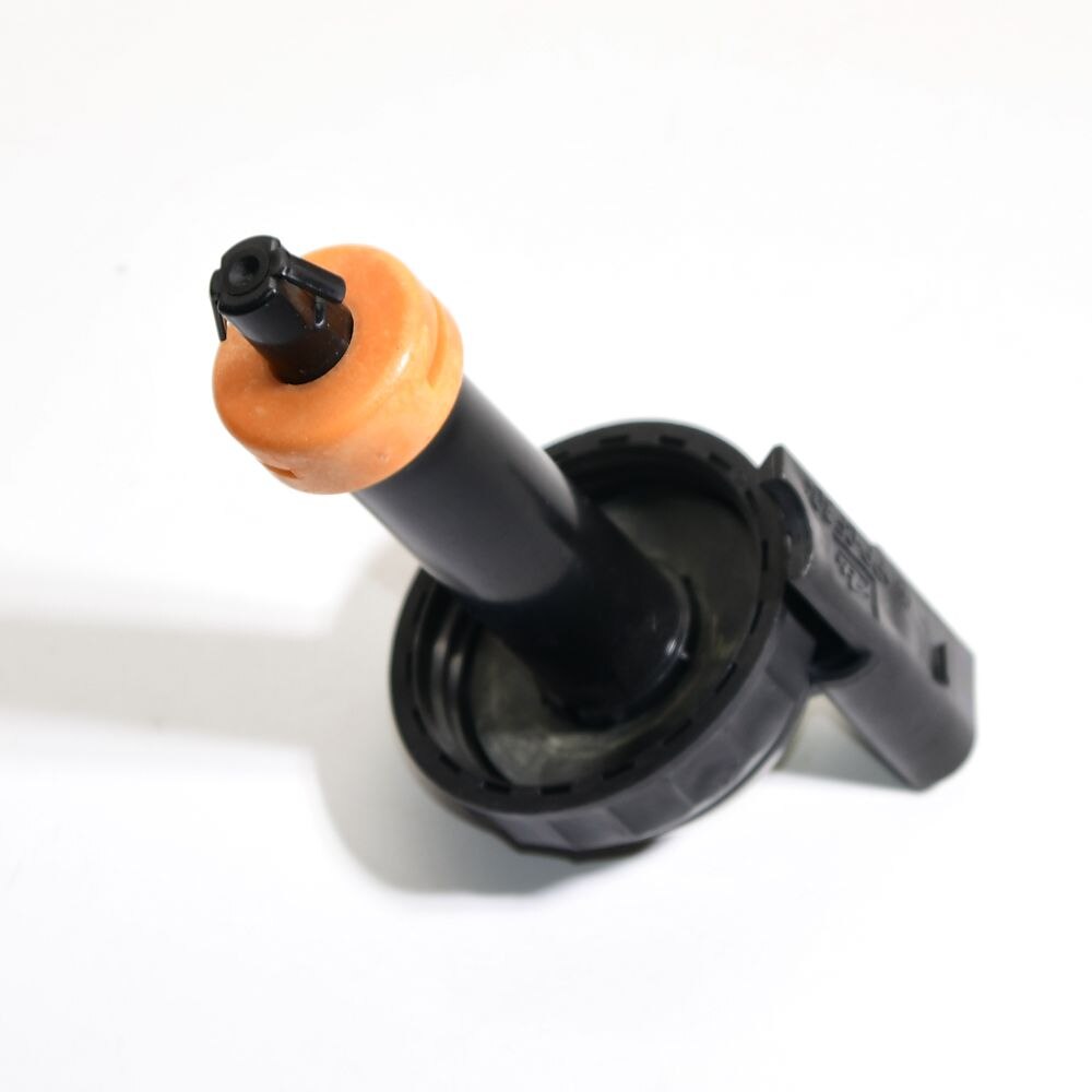 BRAKE FLUID RESERVOIR / TANK CAP For Tiguan, Golf Passat Charon Maiten