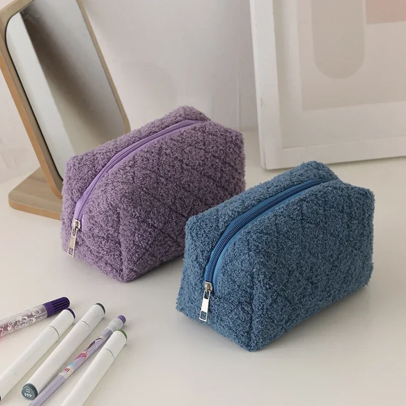 Cute Women's Cosmetic Bag Pencil Case Soft Plush Makeup Bag Lipstick Makeuo Pouch Jewelry Pencil Case Travel Cosmetic Organizer