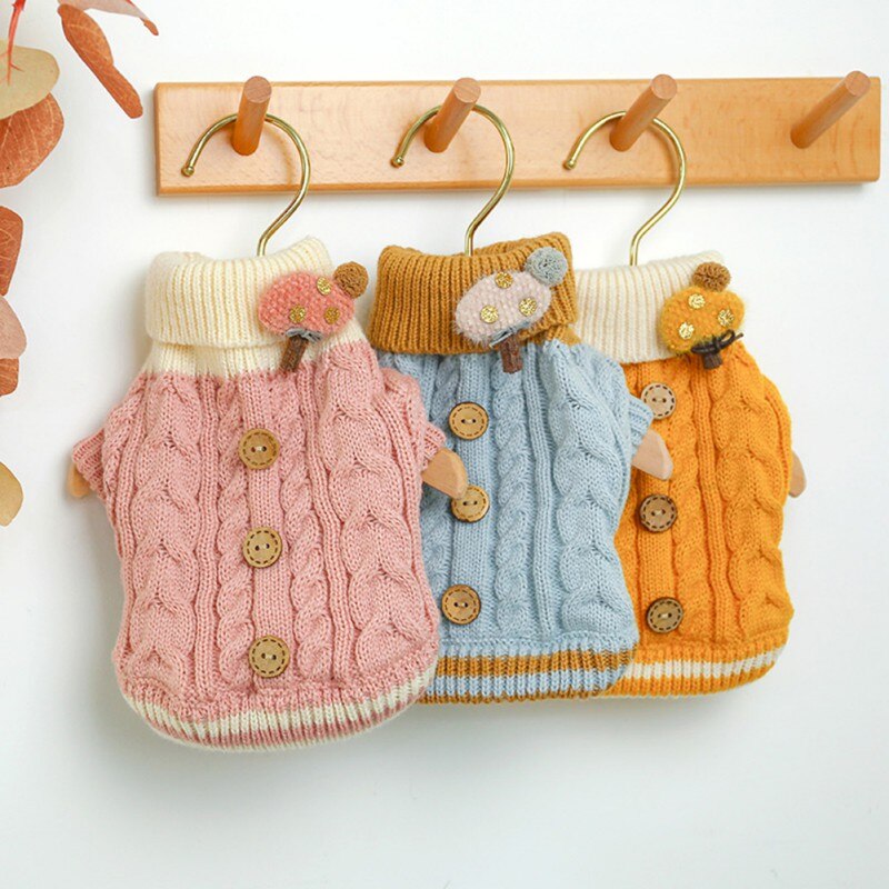 Hiver chien pull petit chien vêtements chiot tricot pull pour chien bouton décoratif vêtements pour animaux de compagnie noël chien carlin pull