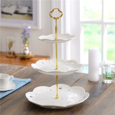 Ronde witte reliëf keramische fruitschaal europese drielaagse snackschaal taartschaal woonkamer snoepschaal plank: 15-20-25.5cm a2