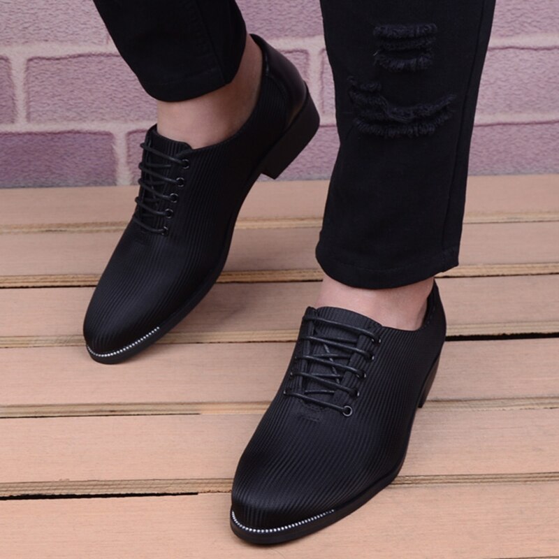 Canvas Shoes for Men Popular Men's Lace-up Casual Pointed Trendy Leather Shoes Business Shoes Oxford Shoes