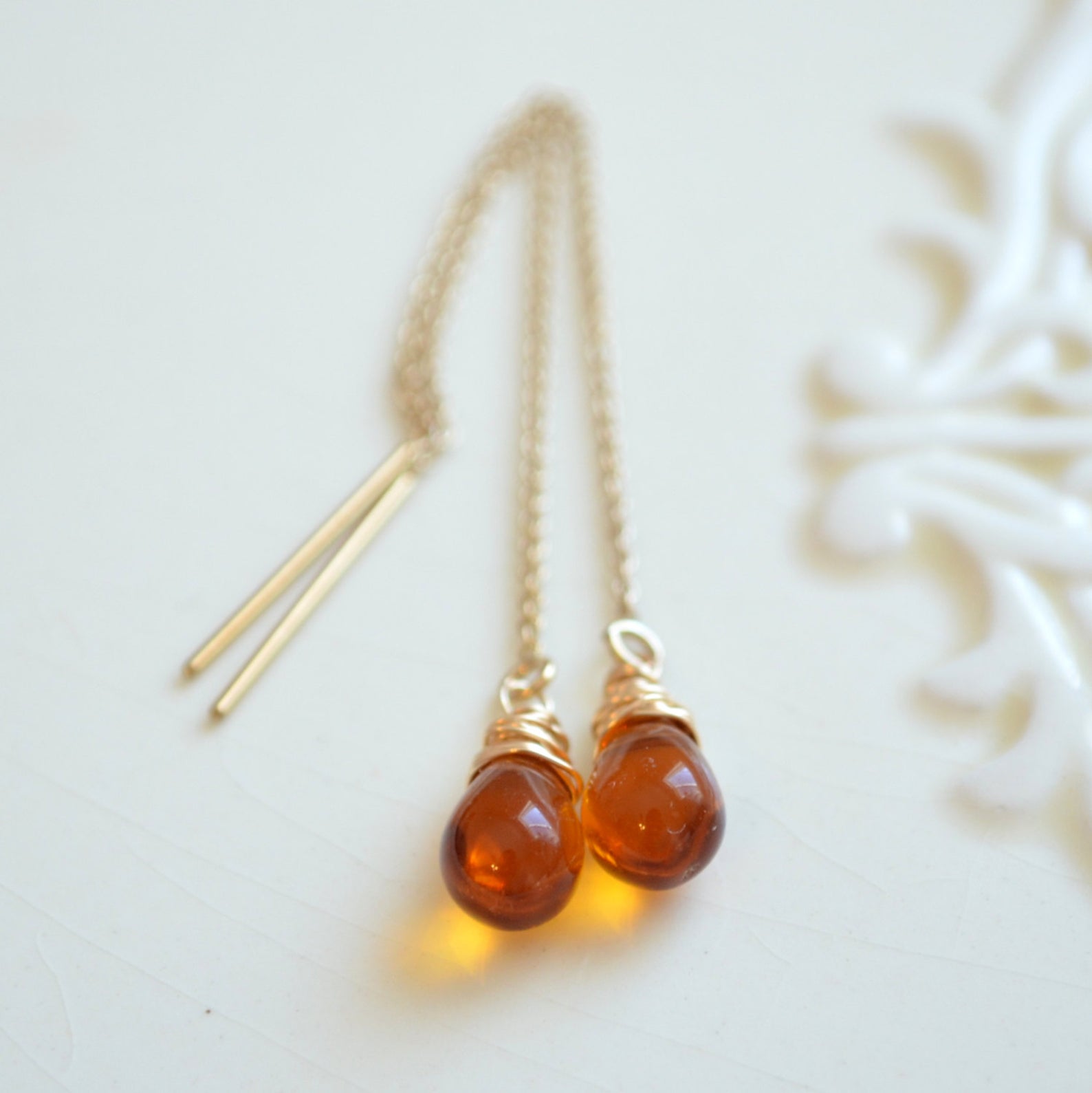 Topaz Threader Oorbellen, Glad Glas Teardrop, Kabel Ketting, Delicate, Sierlijke, Draad Gewikkeld
