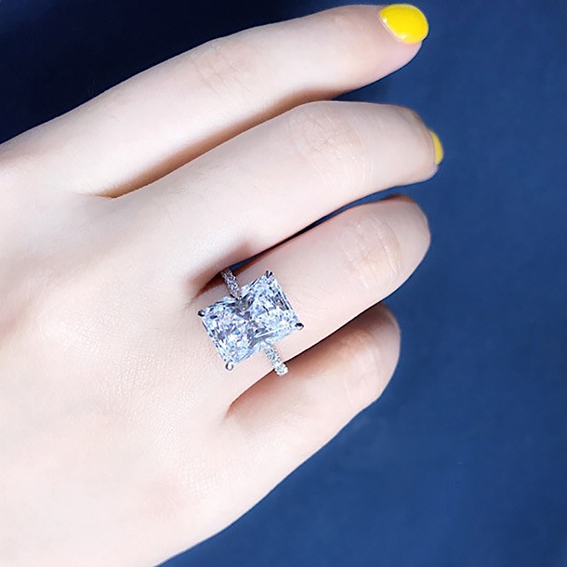 Luksusowy pierścionek zaręczynowy z symulowanym diamentem cz 925 Sterling Silver Pierścionki zaręczynowe dla kobiet Biżuteria imprezowa