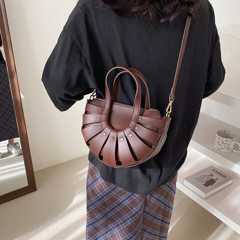 Atli Halve Cirkel Kleine Pu Lederen Crossbody Tassen Voor Vrouwen Trend Vrouwen Branded Trending Schouder Handtassen Tote