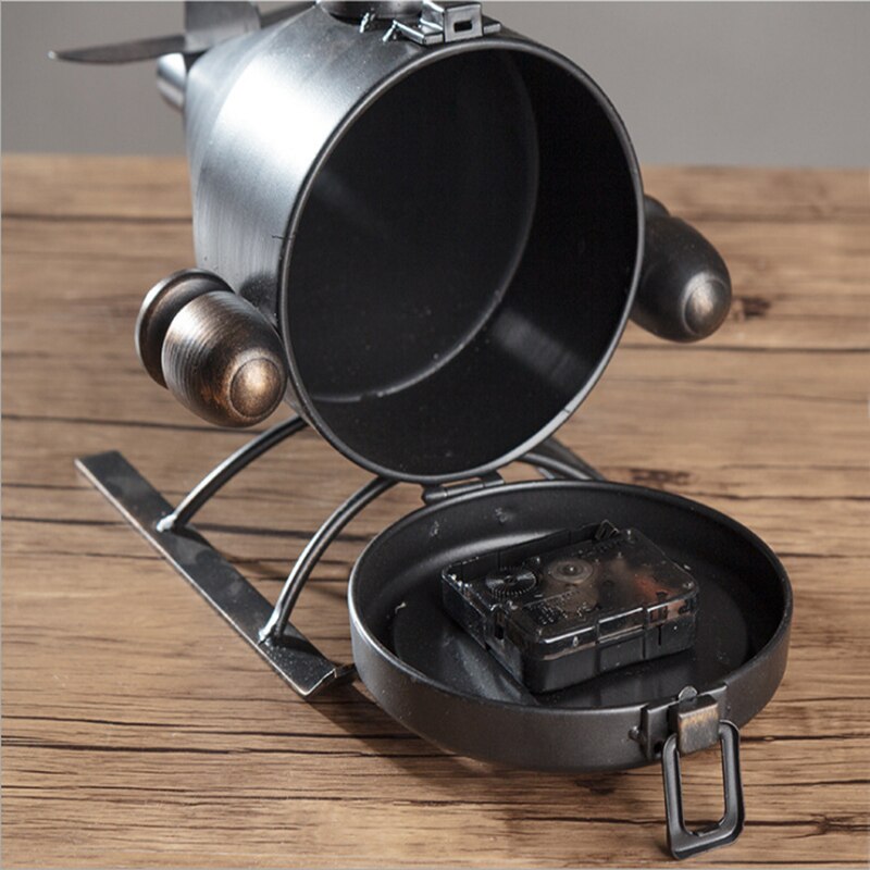 Retro Nostalgic Wrought Iron Airplane Table Clock Living Room Bar Cafe Window Bedroom Desk Clock Desktop Decoration