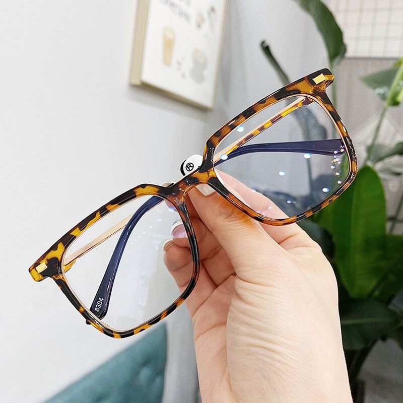 Gaming Glasses Computer Anti Fatigue Blue Light Blocking UV Protection Square Cat Eye Optical Glasses Frame Women Men: leopard