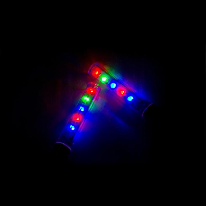 2Pcs Led Fiets Ventiel Licht Kleurrijke Knop Batterij Fiets Lamp Creatieve Praktische Fietsen Sportartikelen Fiets Accessoires
