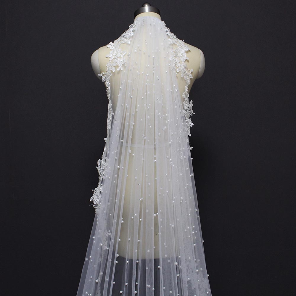 Perlen Hochzeit Schleier mit Spitze Appliques Rand 2,5 Meter Lange Braut Schleier mit Kamm 250CM Schleier für braut