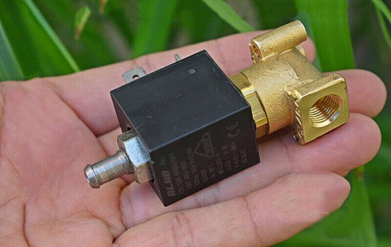 OLAB-Válvula Solenoide eléctrica de latón, máquina de café de dos posiciones, válvula de agua de vapor, 6000-9000, 1/8 ", 230V, CA
