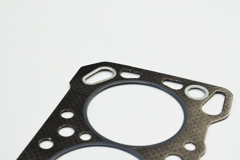 Engine auto parts head gasket for mitsubishi L200 Grandado