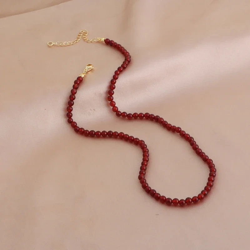 Minar 4 6 8mm klar hvid farve rund halskæde med naturlige muslinger og perler til kvinder forsølvet kæde med perler og halskæder: Mørkt guld