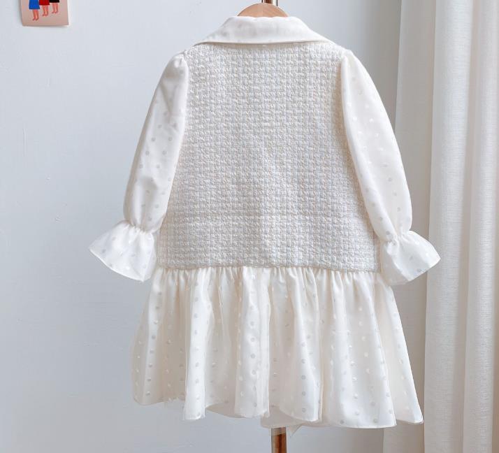 Kinderjasje van kleine tweedwol, herfstjas met dubbele mesh stiksels en middellange lengte