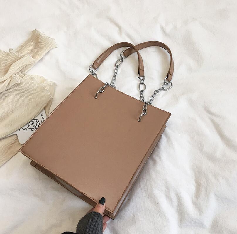Vintage femme grand sac fourre-tout nouvelle en cuir mat femmes sac à main de créateur grande capacité chaîne sacs à bandoulière: PU Khaki