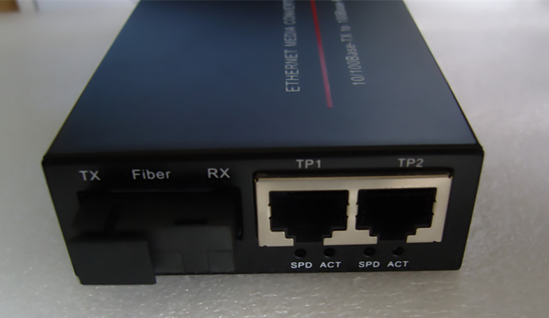 Single mode dual fiber single fiber 1 optical 2 electrical fiber transceiver 2 optical fiber transceiver 5V12V24V48V supply