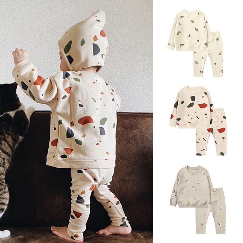 Nuovi set di abbigliamento per la casa delle ragazze per il bambino autunno indumenti da notte manica lunga stampa Top e pantaloni set di pigiami per bambini vestiti per bambini