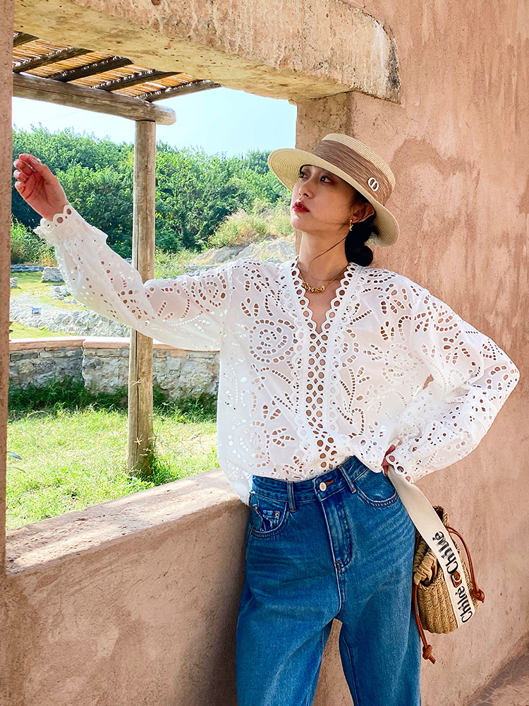 GypsyLady Frankreich Elegante schick Hemd Bluse Blumen- Stickerei Weiß Baumwolle Aushöhlen sexy Langarm Frauen Damen Spitzen