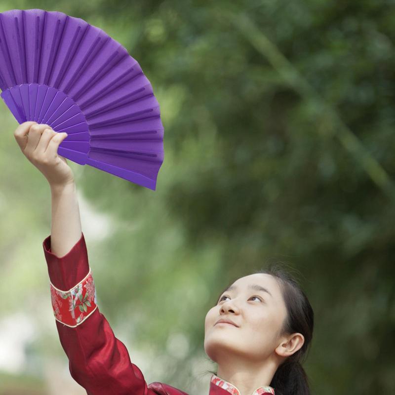 Plastikowy wachlarz do tańca Tai Chi Wachlarz do jogi Kung Fu Wachlarz składany ręcznie Chiński Chinoiserie Dekoracja weselna