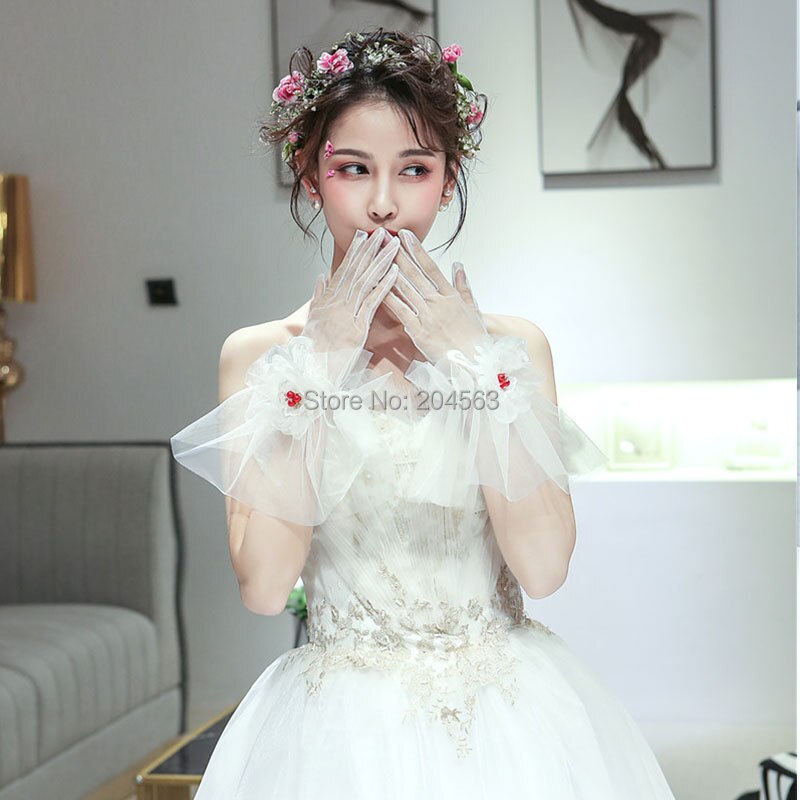 Romantic Wedding Party Finger Gloves Short Bridal Gloves with Red Beads