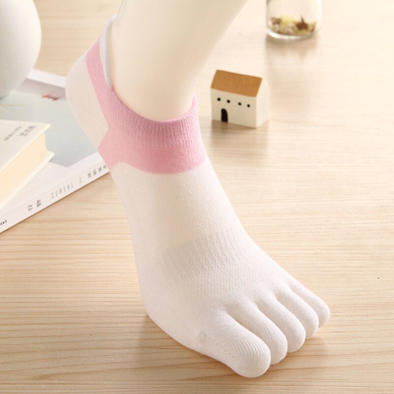 Vrouwen Vijf Vinger Sokken Lente Zomer Ademend Toevallige Teen Sokken 1 Paar Katoen Patchwork Comfortabele Vijf Vinger Sokken: WHITE