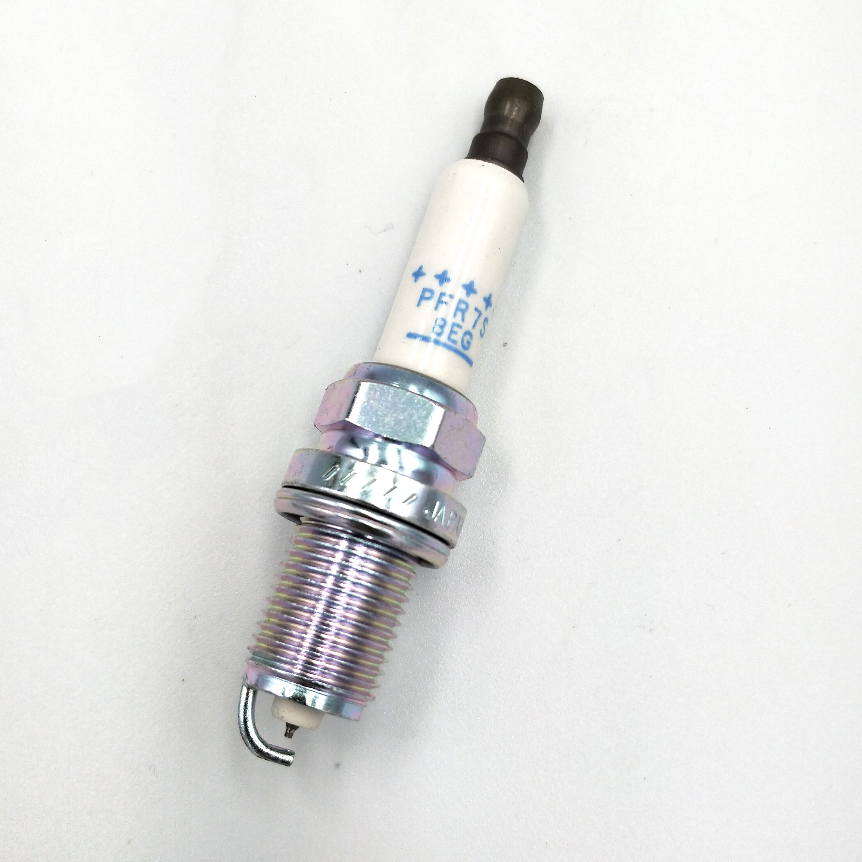 4pcs/lot PFR7S8EG 1675 park Plug For A4 A5 A6 CC Q3 Golf