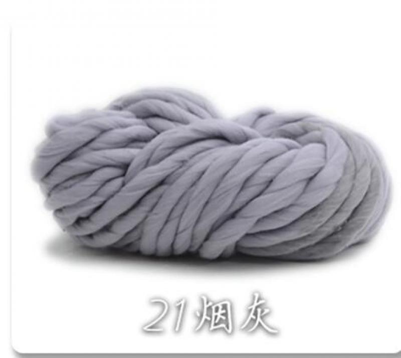 Super Chunky Merino Wool Yarn Giant Wool Extreme Knitting Arm Knitting Super Bulky Chunky Yarn for Hand knitting Polyester 500g: N light grey