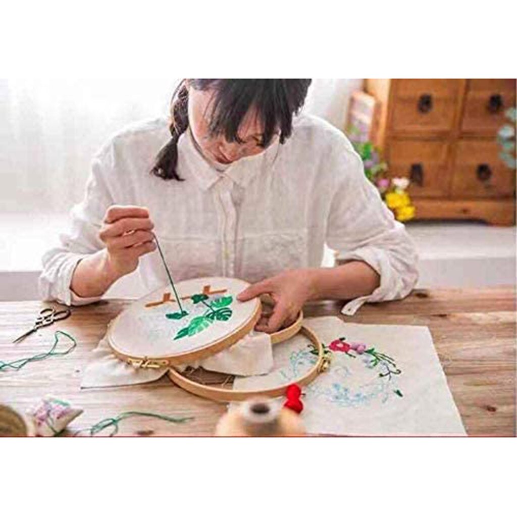 Embroidery Cross Stitch Kit Set for Beginners-Handmade Embroidery DIY Craft European Embroidery Materials Package Needlework