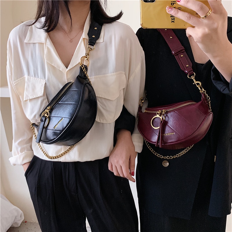 PU Leather Hobos Small Chains Crossbody Bags Womens Chest Messenger Bag Lady Solid Cell Phone Handbags and Purses