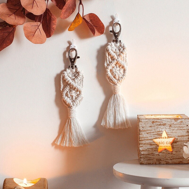 Artilady hawaii tofs nyckelringar för kvinnor boho nyckelhållare nyckelring makrame väska charm smycken för vänner