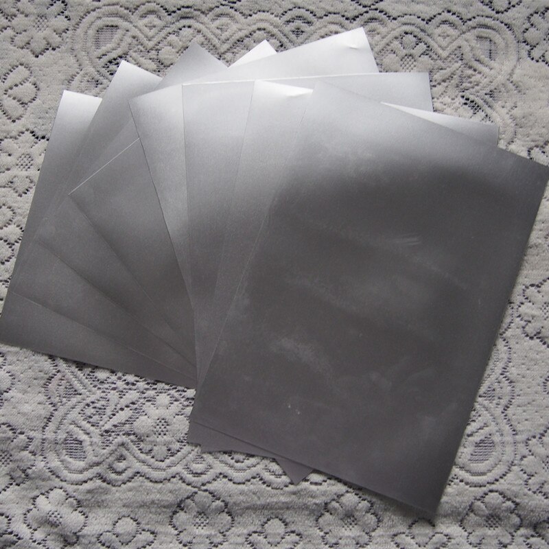 (A4*8 feuilles) papier vinyle Flex PU 8 pcs/lot transfert de chaleur PU vinyle premium cuttable pu flex avec colle pour t-shirts vêtements