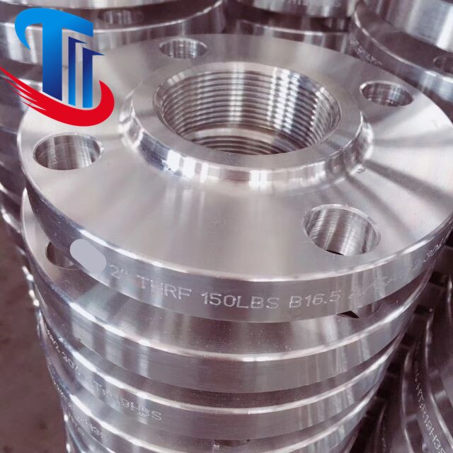 weld neck flanges ,slip on flanges ,blind flanges ,thread flanges stainless steel flanges ,carbon stell flanges pipe fittings