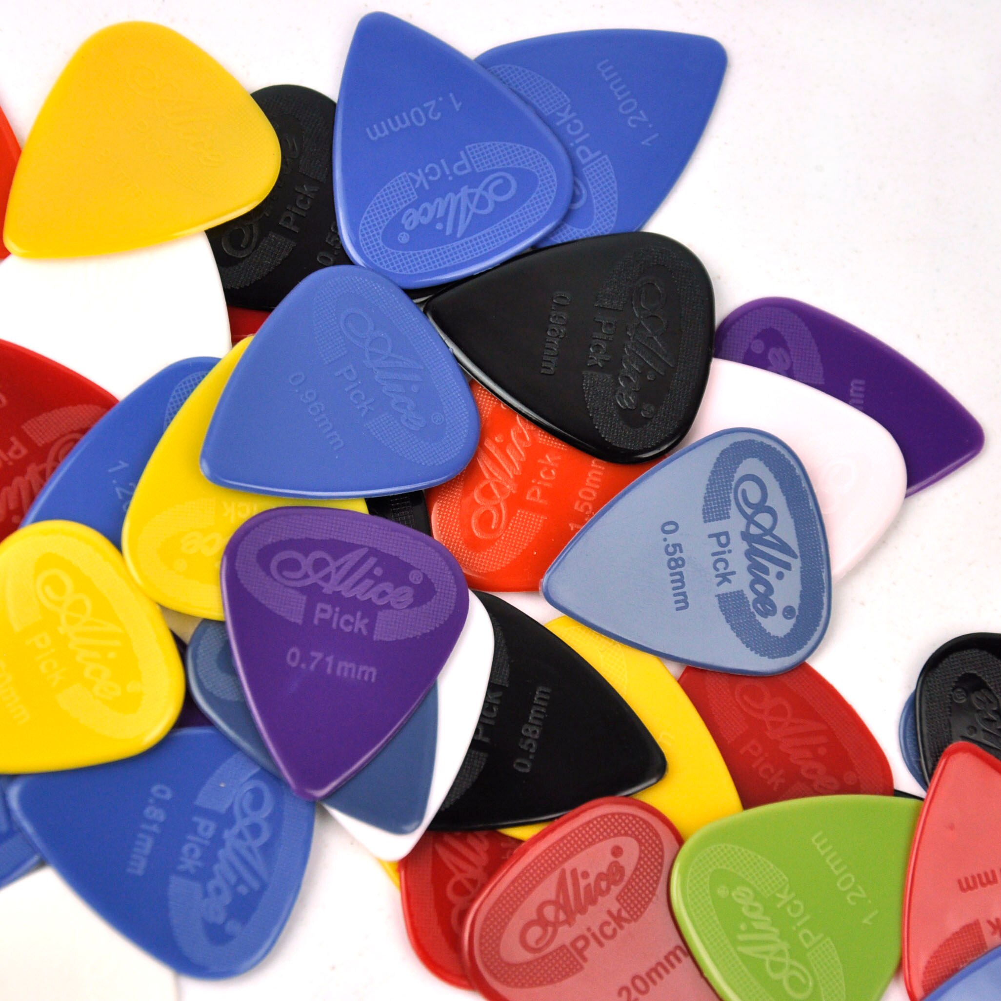 Alice-Lote de 500 Uds. De púas antideslizantes de nailon para guitarra, 0,58/0,71/0,81/0,96/1,2/1,5mm,