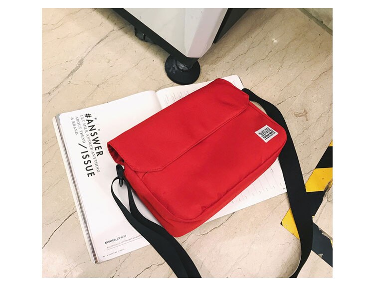 Bolso de mensajero de lona para estudiantes de artes femeninas, bolsa de mensajero de hombro ancho, Simple, Retro, Departamento japonés: Rojo